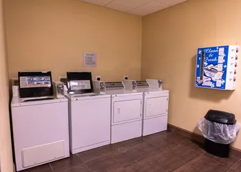 Rivers Inn & Suites hotel thumbnail 8