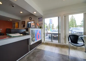 Motel 6 Seattle, WA - Airport hotel thumbnail 2