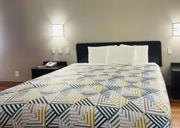 Motel 6 Duncanville, TX - Dallas hotel thumbnail 6