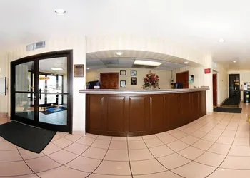 Quality Inn & Suites Orangeburg hotel thumbnail 2