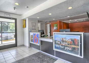 Motel 6 New Cumberland, PA - Harrisburg - Hershey South hotel thumbnail 3
