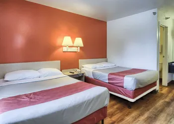 Motel 6 New Cumberland, PA - Harrisburg - Hershey South hotel thumbnail 8