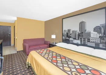 Super 8 by Wyndham Terre Haute hotel thumbnail 4