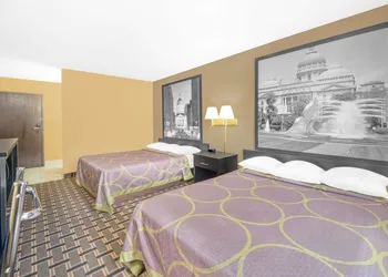 Super 8 by Wyndham Terre Haute hotel thumbnail 5