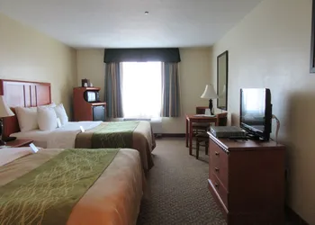 Comfort Inn & Suites El Centro I - 8 hotel thumbnail 2
