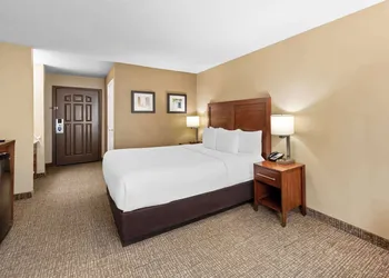 Comfort Inn & Suites El Centro I - 8 hotel thumbnail 8