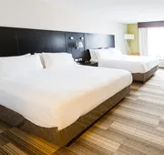 Holiday Inn Express & Suites Shelbyville by IHG hotel detail image 3