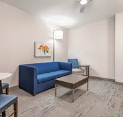 Holiday Inn Express and Suites Columbus Edinburgh by IHG hotel detail image 7