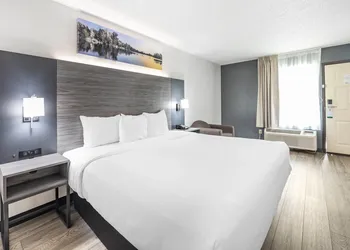Quality Inn Glasgow hotel thumbnail 6