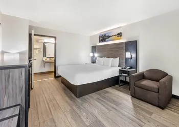 Quality Inn Glasgow hotel thumbnail 5