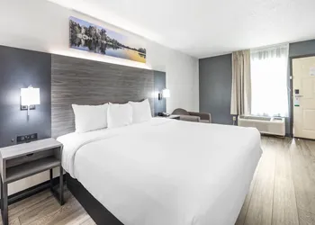 Quality Inn Glasgow hotel thumbnail 6