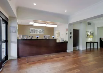 Sleep Inn & Suites Cave City hotel thumbnail 3
