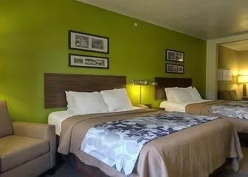 Sleep Inn & Suites Cave City hotel thumbnail 7
