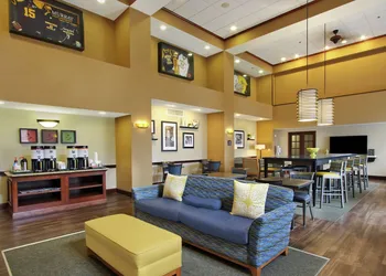 Hampton Inn & Suites Murray hotel thumbnail 2