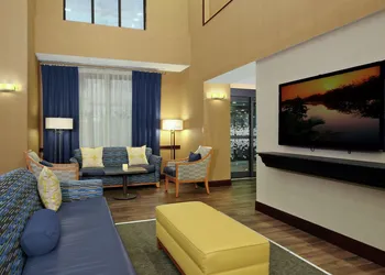 Hampton Inn & Suites Murray hotel thumbnail 3