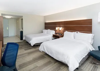 Holiday Inn Express & Suites Dinuba West by IHG hotel thumbnail 7