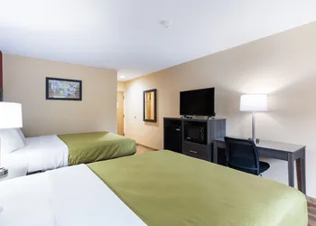 Econo Lodge Painted Post - Corning hotel thumbnail 6