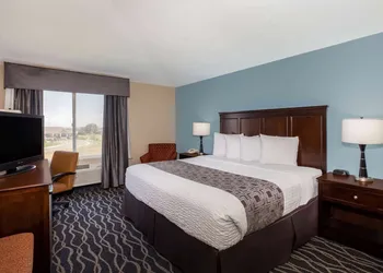 Baymont by Wyndham Tri-Cities/Kennewick WA hotel thumbnail 6