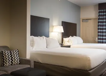Holiday Inn Express Le Claire Riverfront-Davenport by IHG hotel thumbnail 5