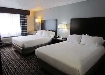 Holiday Inn Express Le Claire Riverfront-Davenport by IHG hotel thumbnail 8