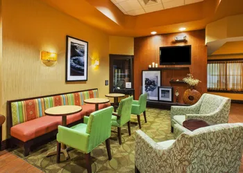 Hampton Inn Gaylord hotel thumbnail 2