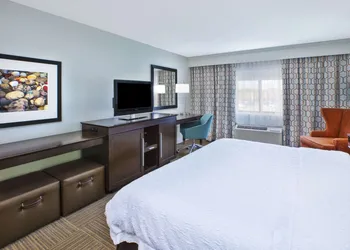 Hampton Inn Gaylord hotel thumbnail 7