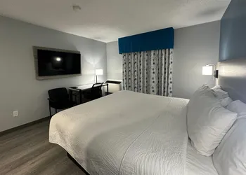 Travelodge by Wyndham Bracebridge hotel thumbnail 8