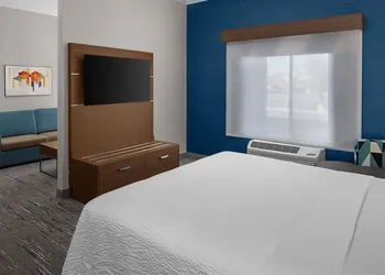 Holiday Inn Express Hotel & Suites Twentynine Palms by IHG hotel thumbnail 5