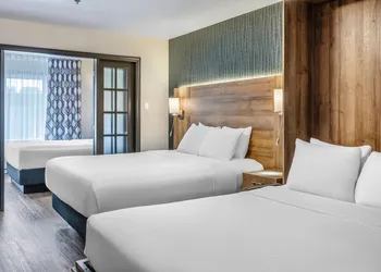 Quality Suites Drummondville hotel thumbnail 6