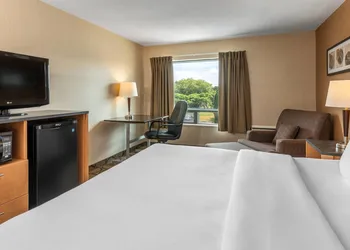 Comfort Inn Drummondville hotel thumbnail 8