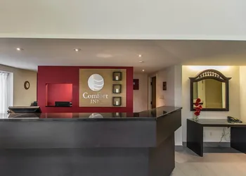 Comfort Inn Val-d Or hotel thumbnail 2