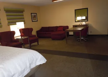Hampton Inn Shelbyville hotel thumbnail 8