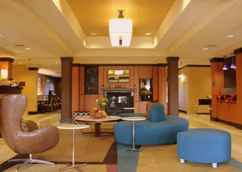 Fairfield Inn & Suites Seymour hotel thumbnail 2
