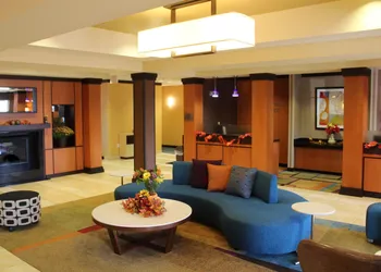Fairfield Inn & Suites Seymour hotel thumbnail 3