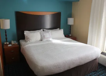 Fairfield Inn & Suites Seymour hotel thumbnail 6