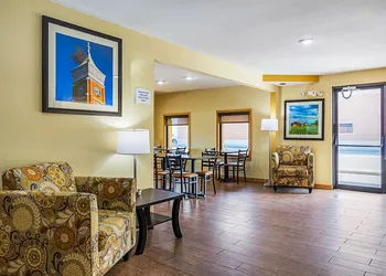 Quality Inn & Suites Greensburg I-74 hotel thumbnail 4