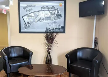 Super 8 by Wyndham Shelbyville hotel thumbnail 3