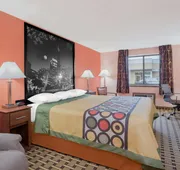 Super 8 by Wyndham Shelbyville hotel detail image 7