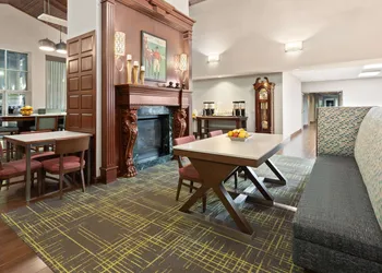 Hampton Inn & Suites Scottsburg hotel thumbnail 2