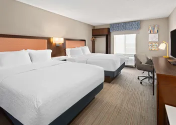 Hampton Inn & Suites Scottsburg hotel thumbnail 6