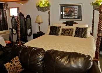 Echo Canyon Spa Resort (Adults Only) hotel thumbnail 7