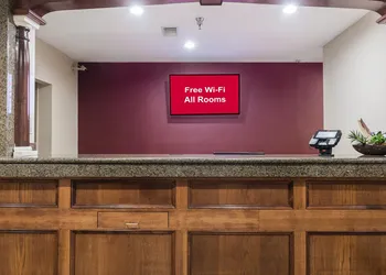 Red Roof Inn Conroe North - Willis hotel thumbnail 3