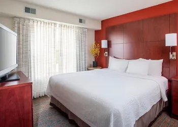 Residence Inn by Marriott Topeka hotel thumbnail 8