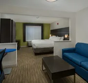 Holiday Inn Express & Suites Lawrence by IHG hotel detail image 4