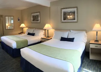 Napa Discovery Inn hotel thumbnail 7