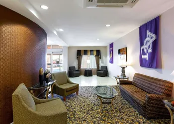 Comfort Suites University hotel thumbnail 3