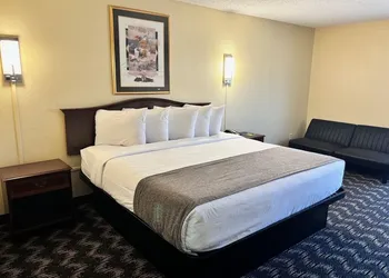 Abilene Whitten Inn hotel thumbnail 6