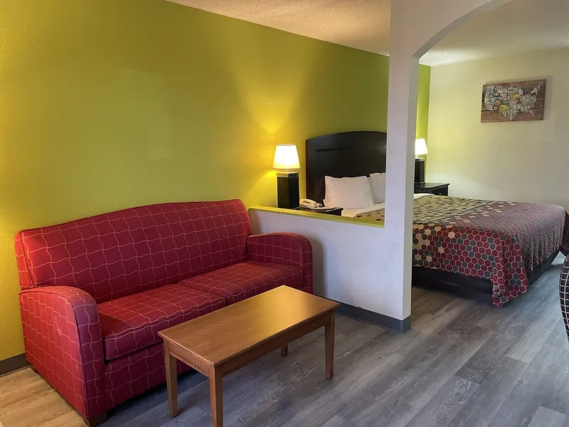 Econo Lodge Inn & Suites Sweetwater I-20 hotel detail image 6