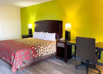 Econo Lodge Inn & Suites Sweetwater I-20 hotel thumbnail 7