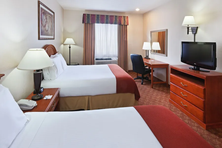 Holiday Inn Express & Suites by IHG hotel detail image 6